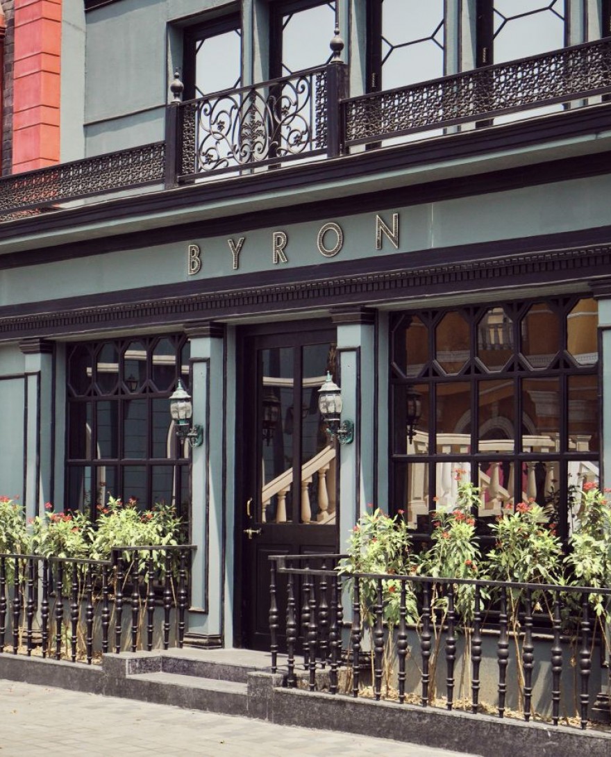 Byron Restro